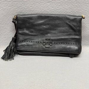 Tory Burch McGraw Fold-Over Leather Crossbody Clutch Bag Black Pebbled Tassel